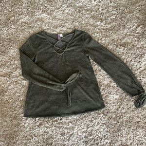 Francesca’s Boutique Long Sleeved Shirt